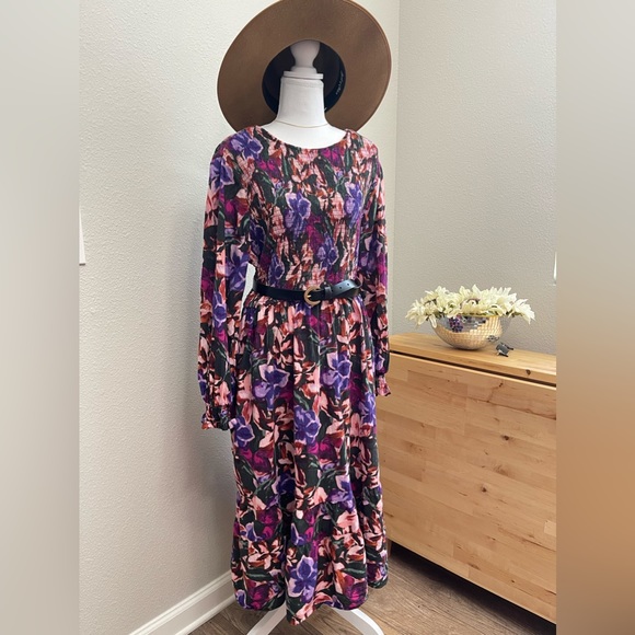 100% Cotton Long Sleeve Floral Dress - Picture 7 of 14